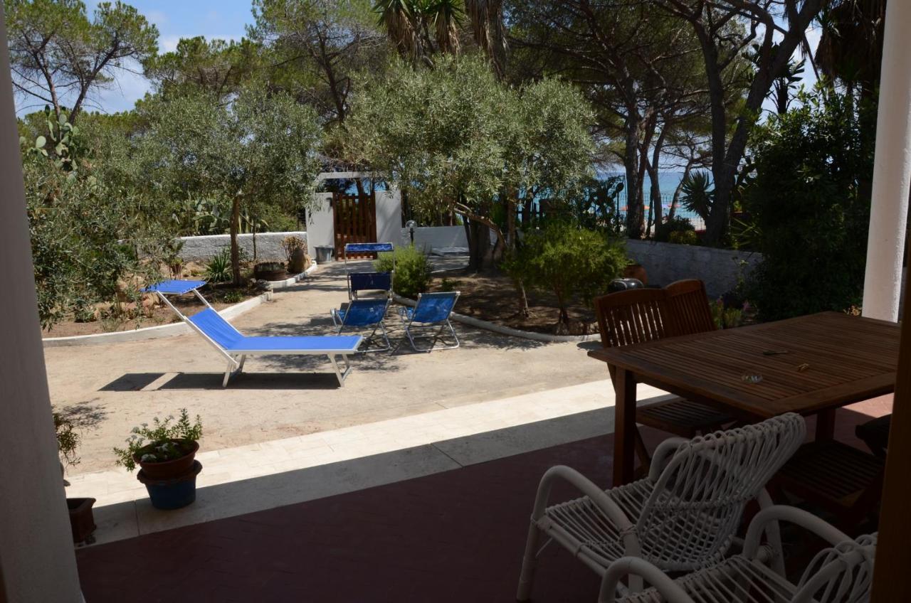 Apartments Villa Corrias Cala Liberotto Bagian luar foto